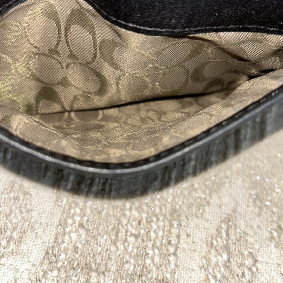 Coach Vintage Black Leather Trifold Wallet - Picture 6 of 15